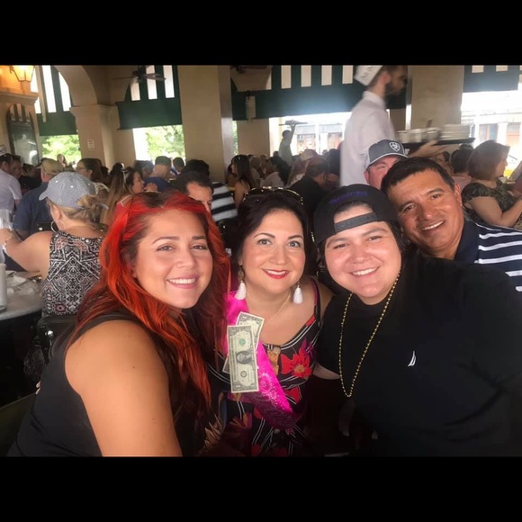 Meet your Posher, Melinda - Picture 5 of 8